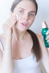 How to Start a Basic Skincare Routine for Healthy Skin